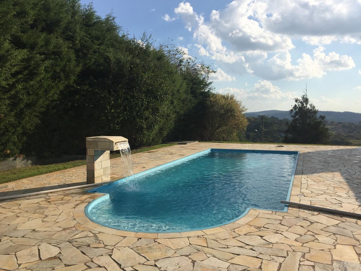 Linda Chácara com Piscina Atibaia Exterior foto